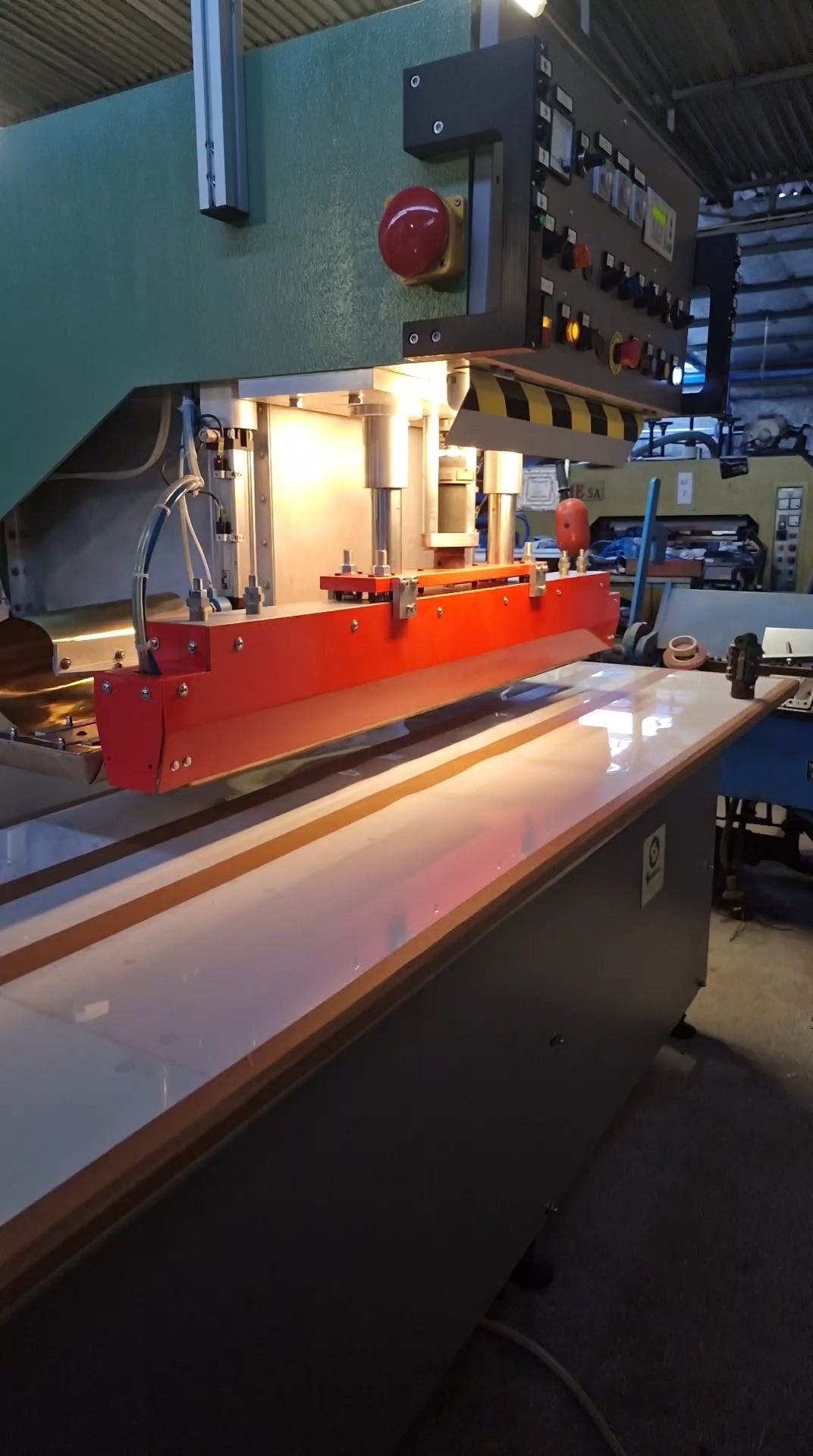 Maquina de alta frequência de carril 20 KW